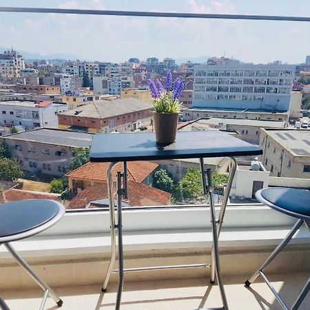 Rovena'S Apartment - Free Parking Tirana Bagian luar foto